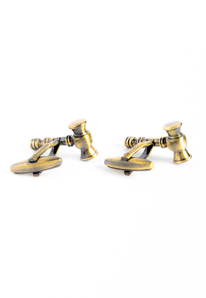 Manset Satin Selesai Golden Gavels