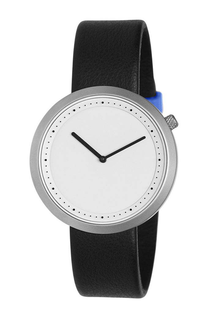 Bulbul Facette Matte Steel pada Jam Tangan Kulit Itali Hitam