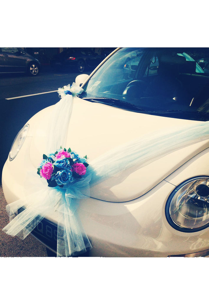 Kereta pengantin Volkswagen Beetle tersedia untuk disewa semasa majlis perkahwinan/majlis khas