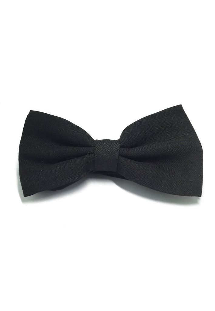 Cinch Series Black Cotton Pre-tied Bow Tie