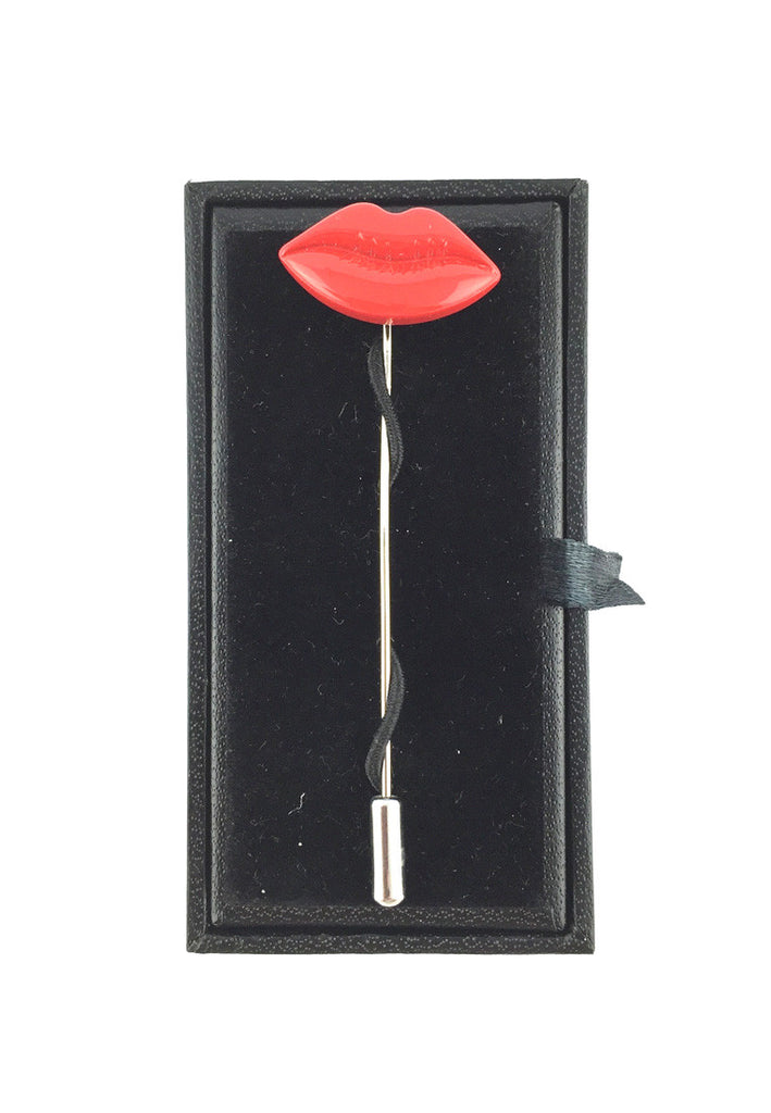 Pin Lapel Bibir Merah