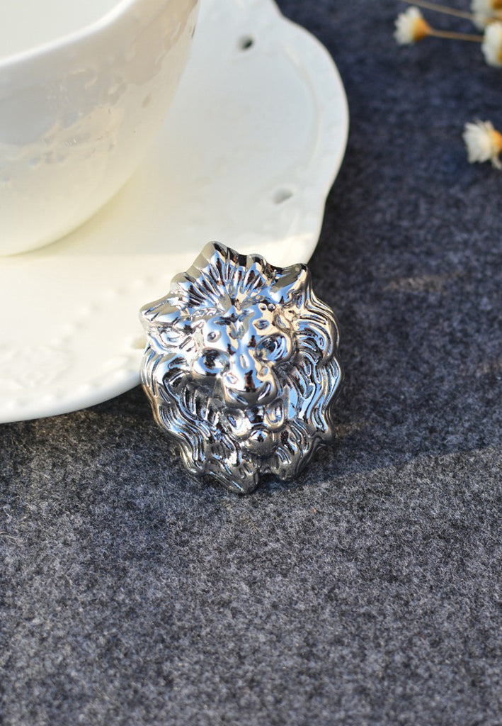Silver Lion Head Lapel Pin
