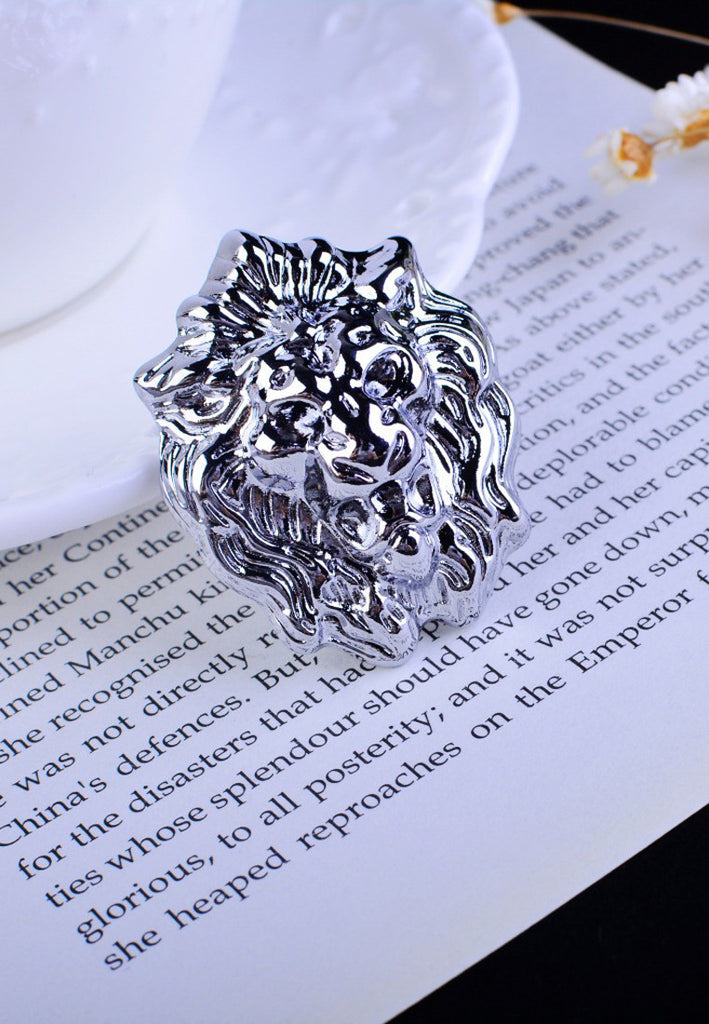 Silver Lion Head Lapel Pin