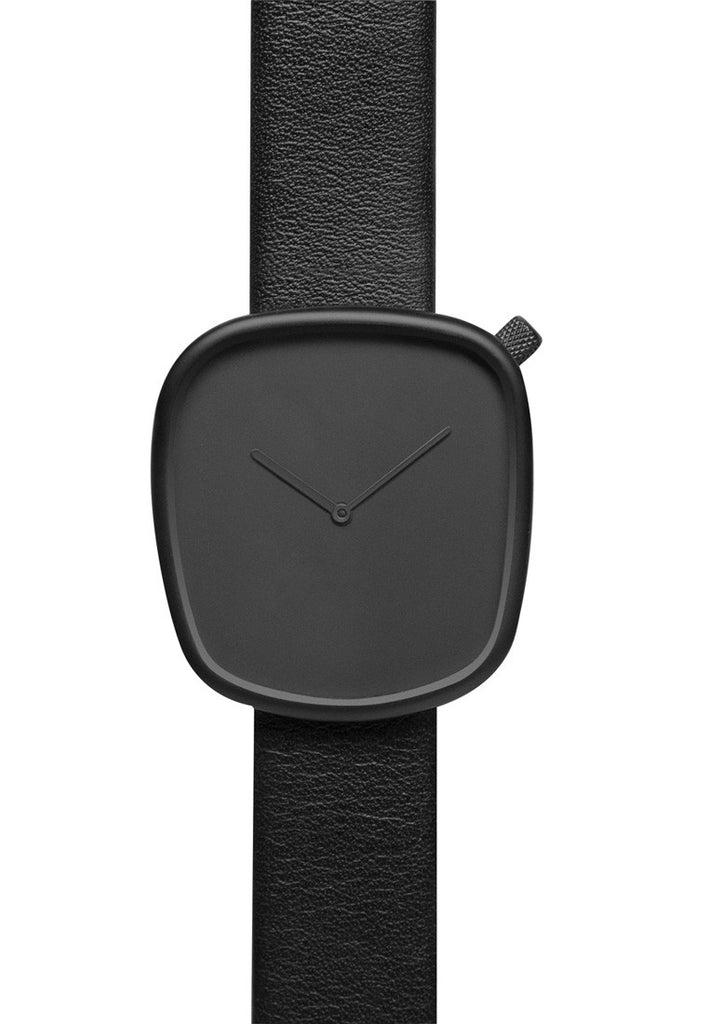 Bulbul Pebble Black Steel pada Jam Tangan Kulit Itali Hitam